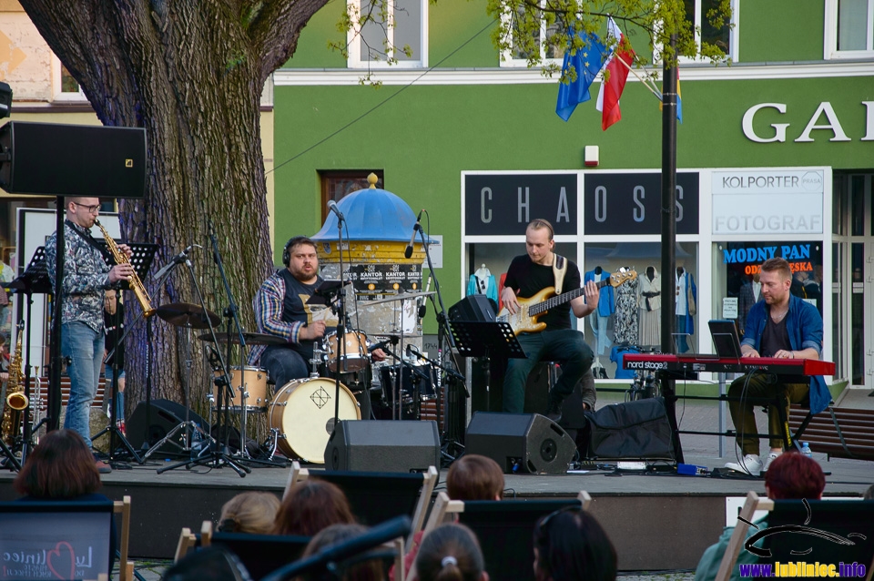 Koncert zespołu Popek Band z udziałem nauczycieli Państwowej Szkoły Muzycznej w Lublińcu