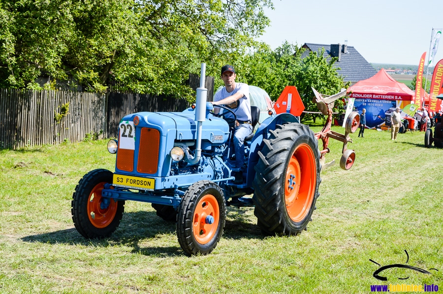 XXII Pielgrzymka Rolników -  II Konkurs Orki Zabytkowymi Traktorami 2018