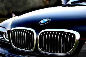 Dlaczego warto postawić na używane BMW? 