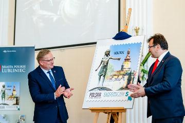 Lubliniec na znaczku pocztowym z okazji 750-lecia Miasta