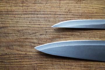 Noże kuchenne - dlaczego warto zainwestować w dobrej jakości sprzęt?