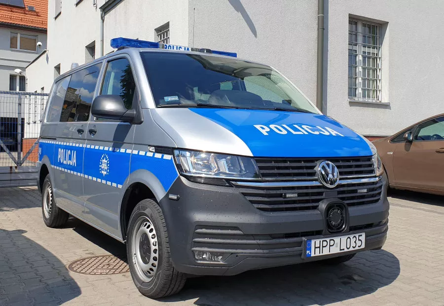 Nowy radiowóz dla lublinieckich policjantów